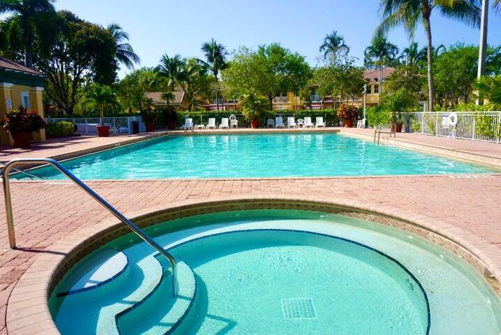 SHOMA VILLAS III AT ROYAL PALM CONDOI - Residential Lease