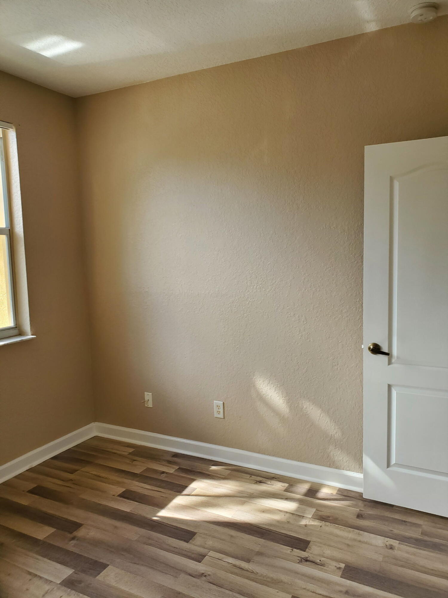 SHOMA VILLAS III AT ROYAL PALM CONDOI - Residential Lease