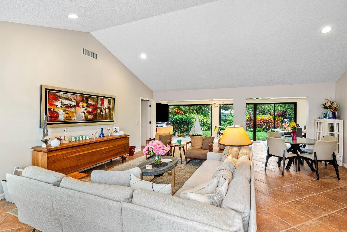 QUAIL RIDGE - Residential