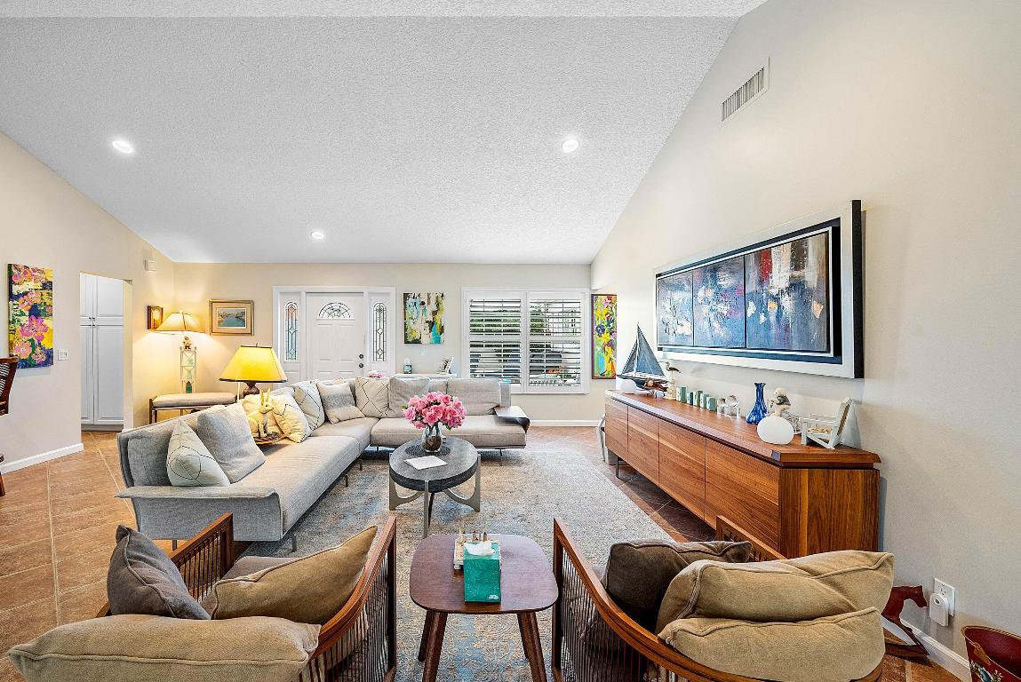 QUAIL RIDGE - Residential