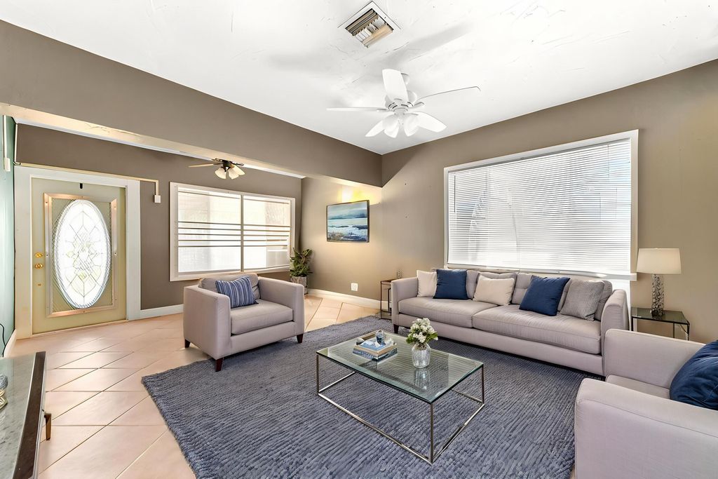 Photo of 312 SW 22nd Street, Fort Lauderdale, FL 33315 (MLS # B26007745)