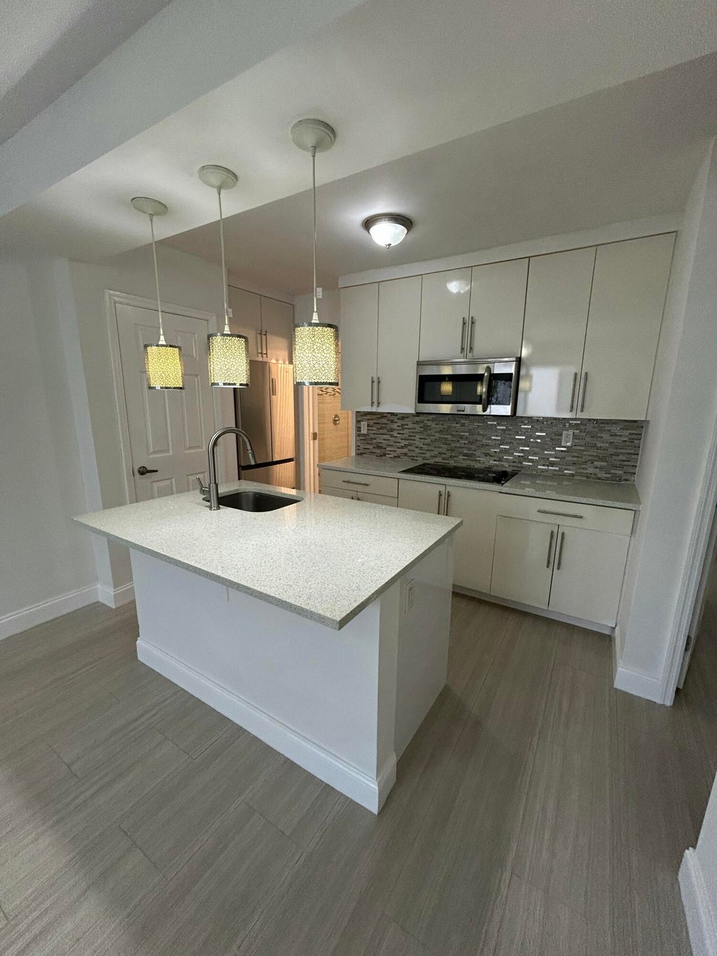 Photo of 914 NE 15th Avenue #1, Fort Lauderdale, FL 33304 (MLS # B26043767)