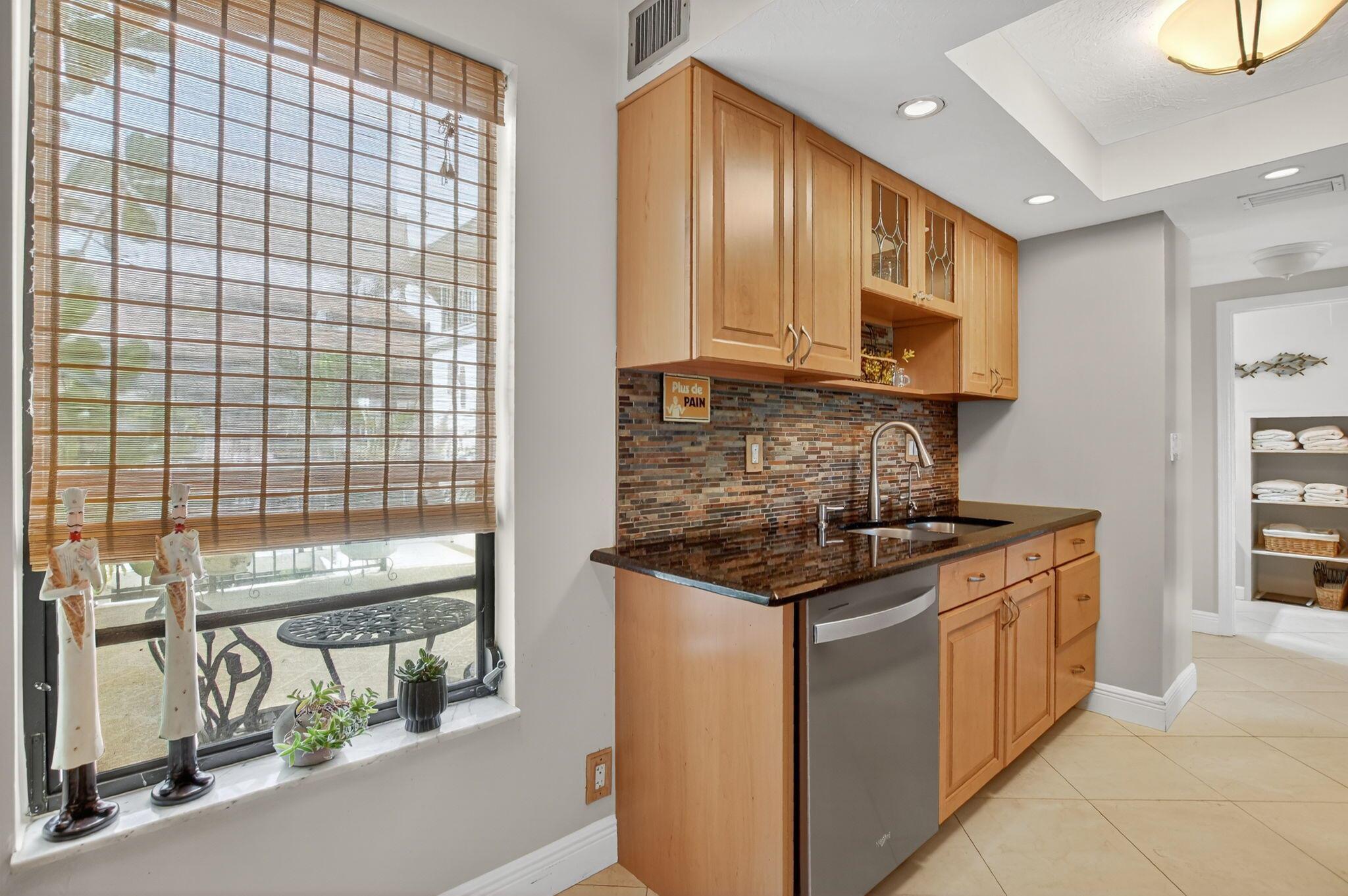 GREENSWARD VILLAGE CONDO - Residential