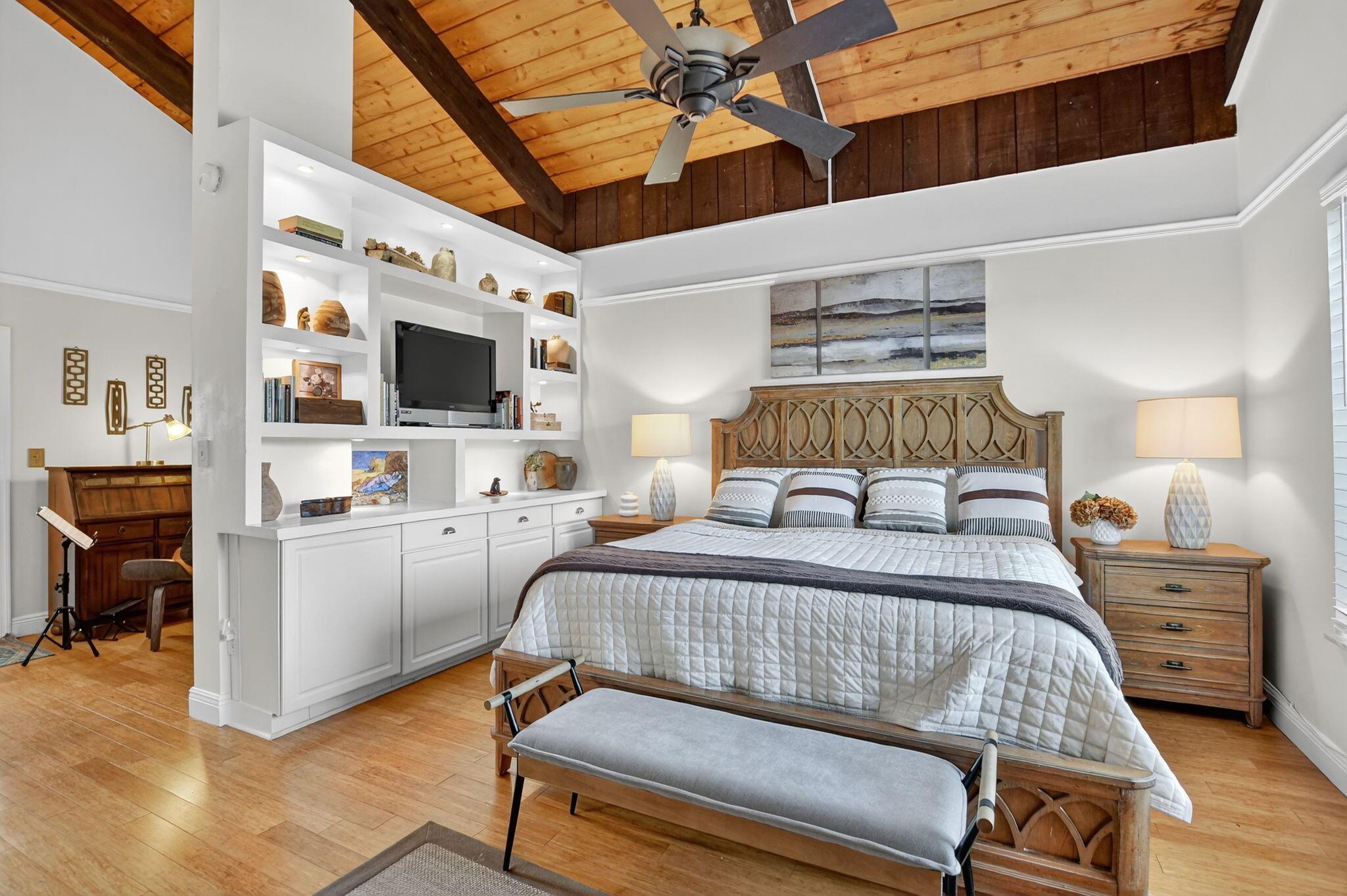 GREENSWARD VILLAGE CONDO - Residential