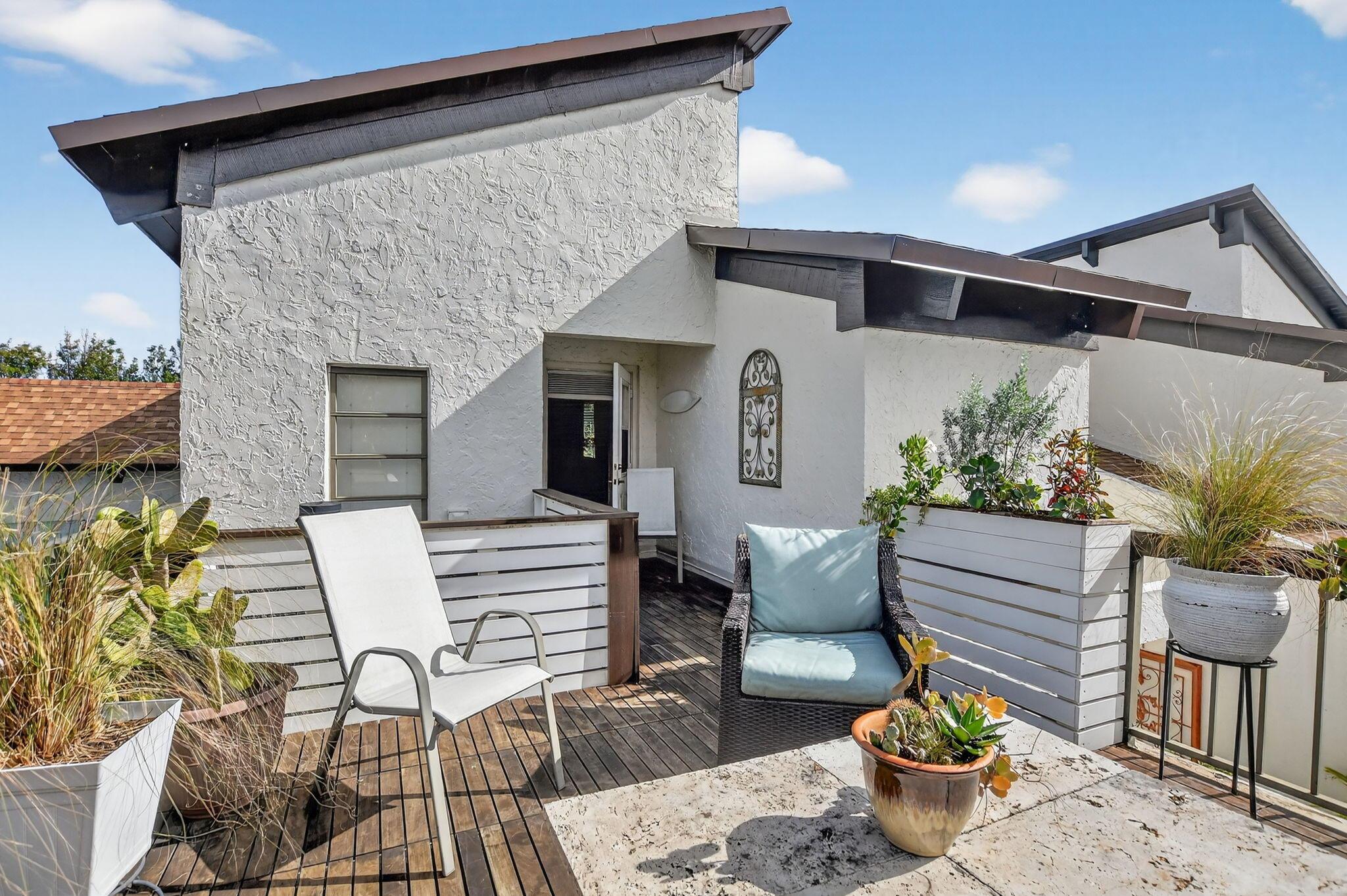 GREENSWARD VILLAGE CONDO - Residential