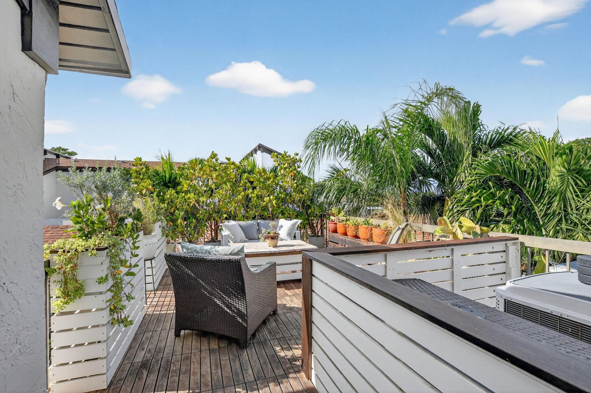 GREENSWARD VILLAGE CONDO - Residential