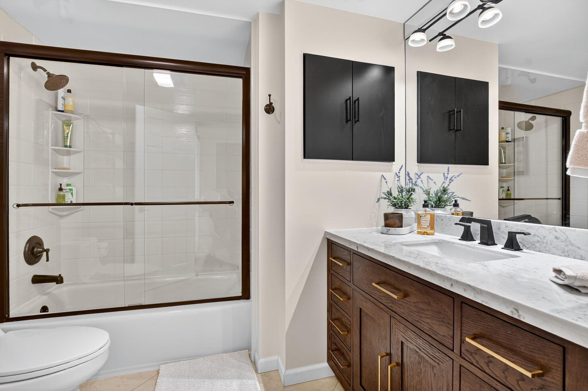 GREENSWARD VILLAGE CONDO - Residential