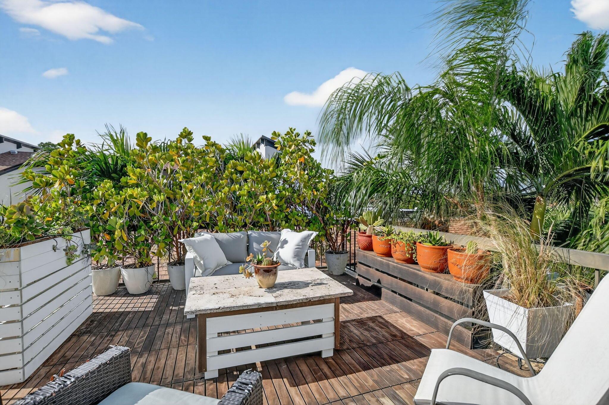 GREENSWARD VILLAGE CONDO - Residential