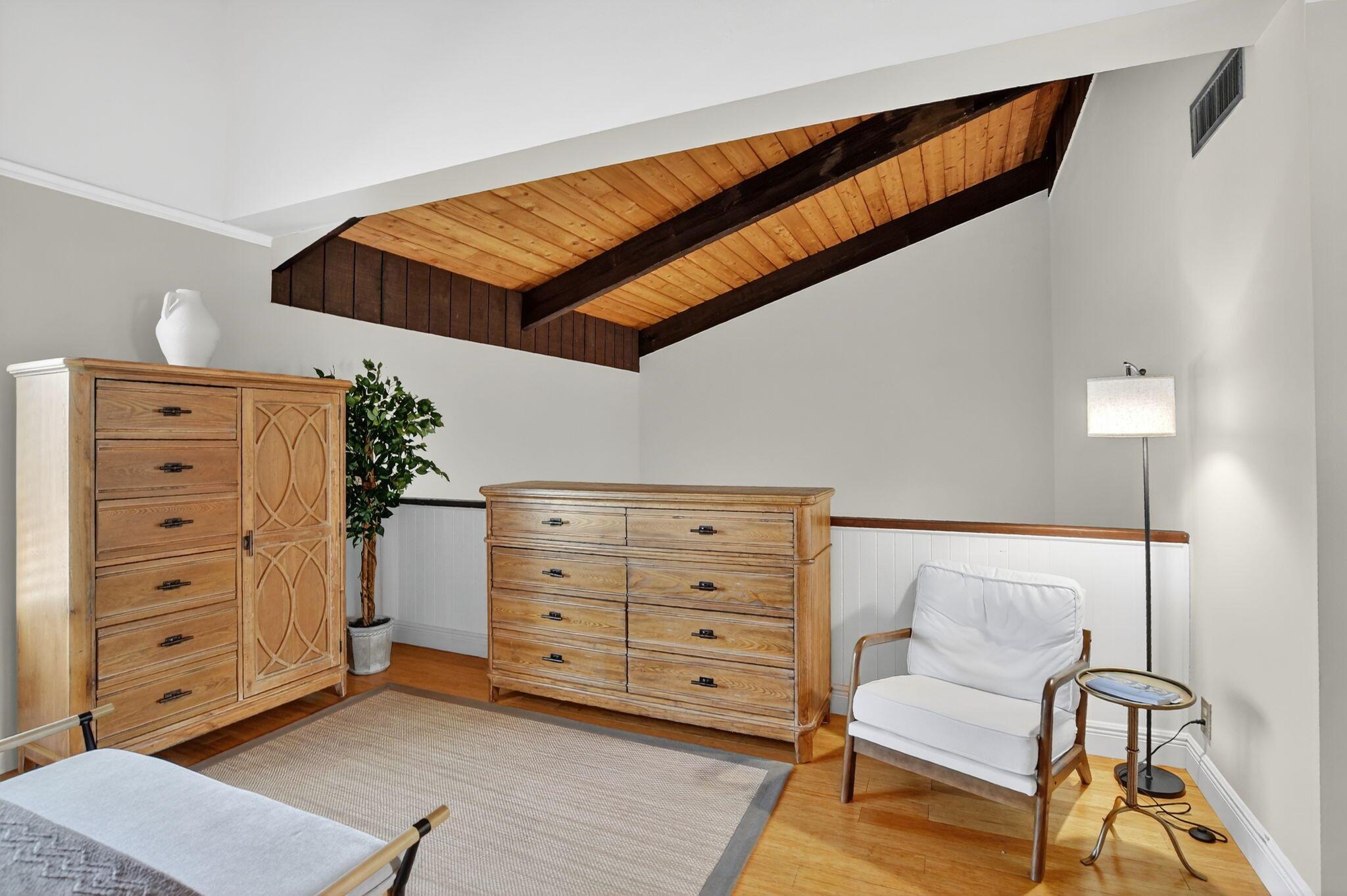 GREENSWARD VILLAGE CONDO - Residential