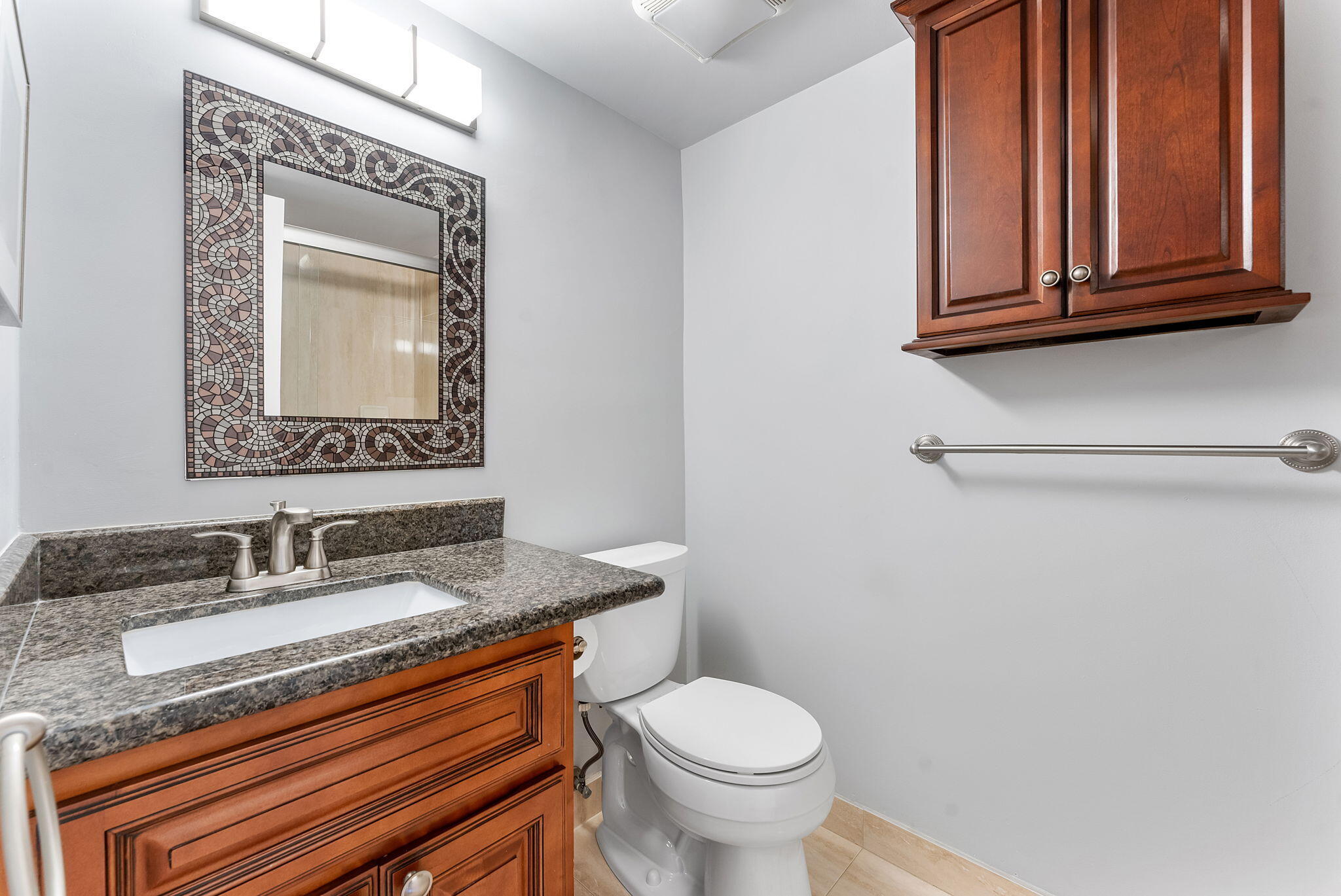 18TH HOLE AT INVERRARY CONDO - Residential