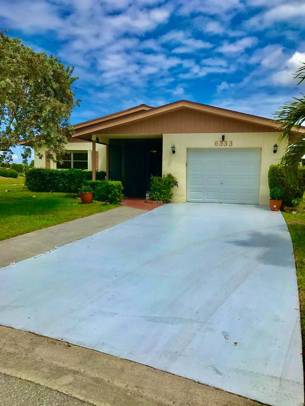 Photo of 6333 STANLEY Lane, Delray Beach, FL 33484 (MLS # B26068867)