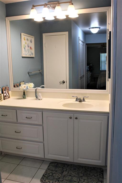 LIMETREE CONDO - Residential