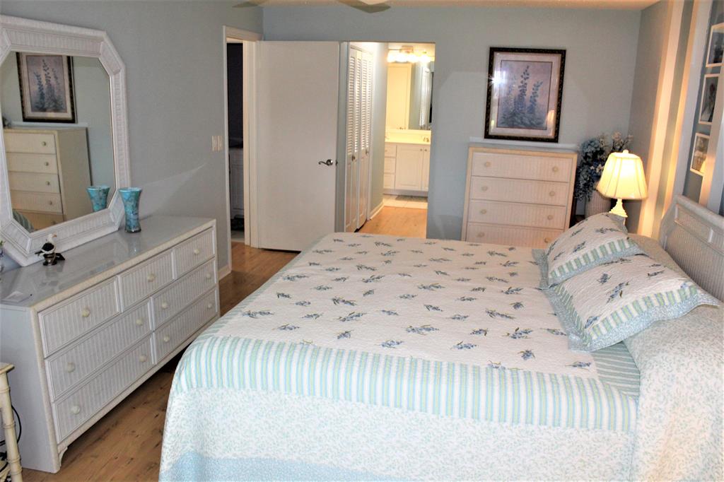 LIMETREE CONDO - Residential