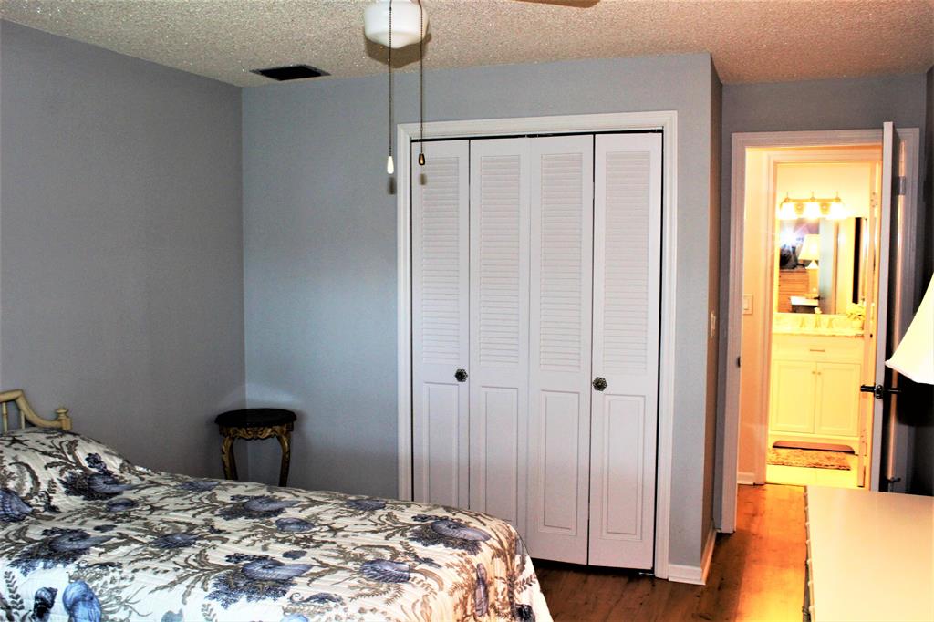 LIMETREE CONDO - Residential