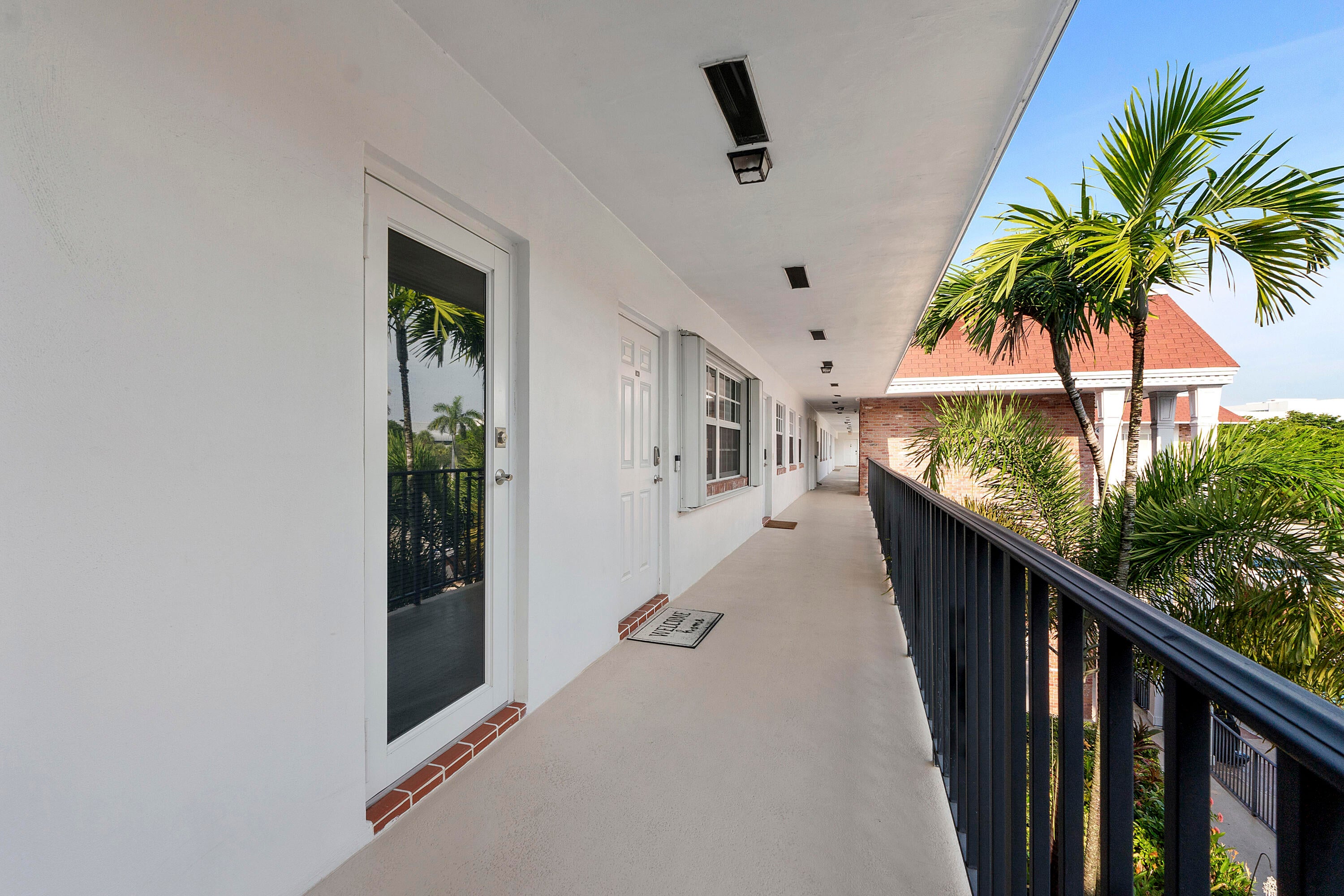 2424 NE 9th Street 305