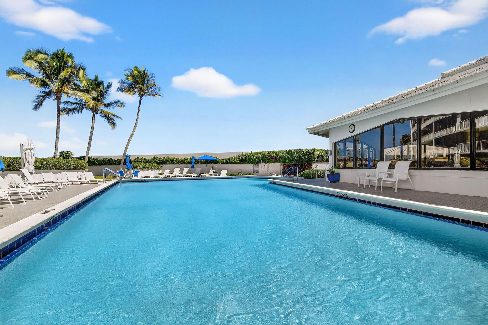Mayfair House Ocean - Residential