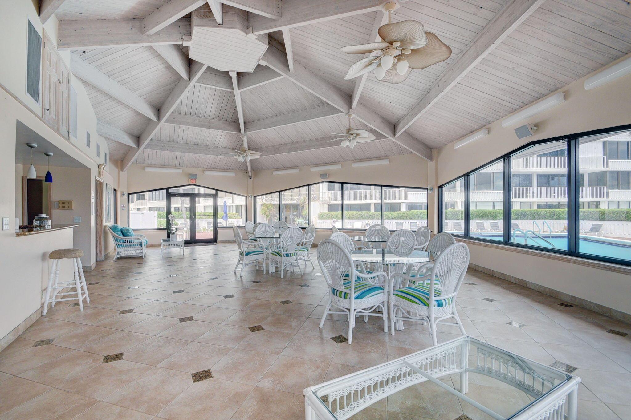 Mayfair House Ocean - Residential