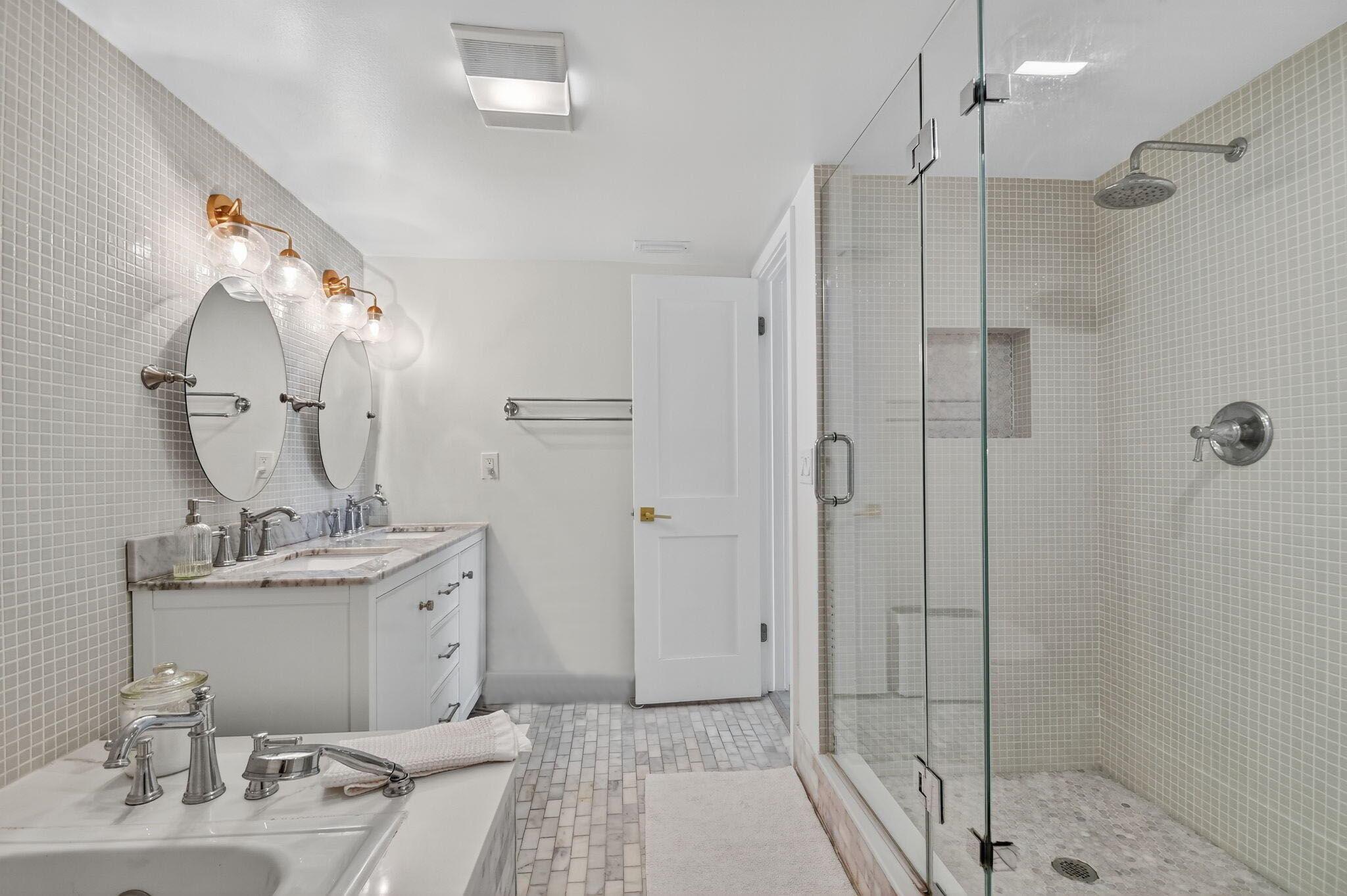 Mayfair House Ocean - Residential