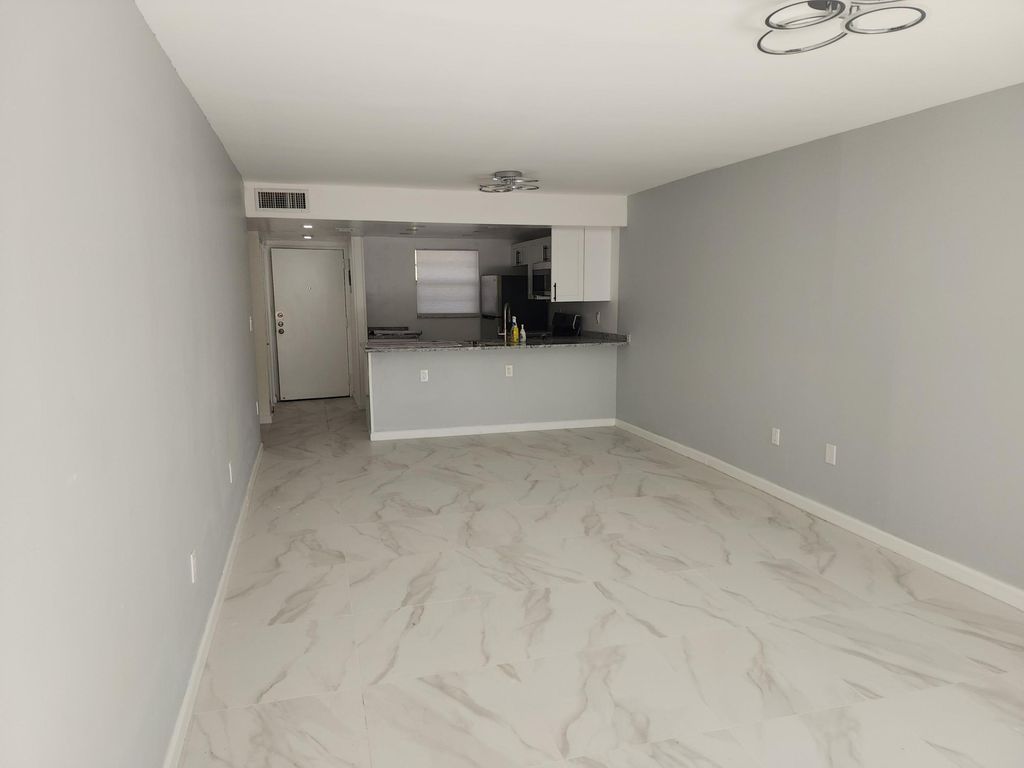 Photo of 485 N Pine Island Road #204a, Plantation, FL 33324 (MLS # B26015135)