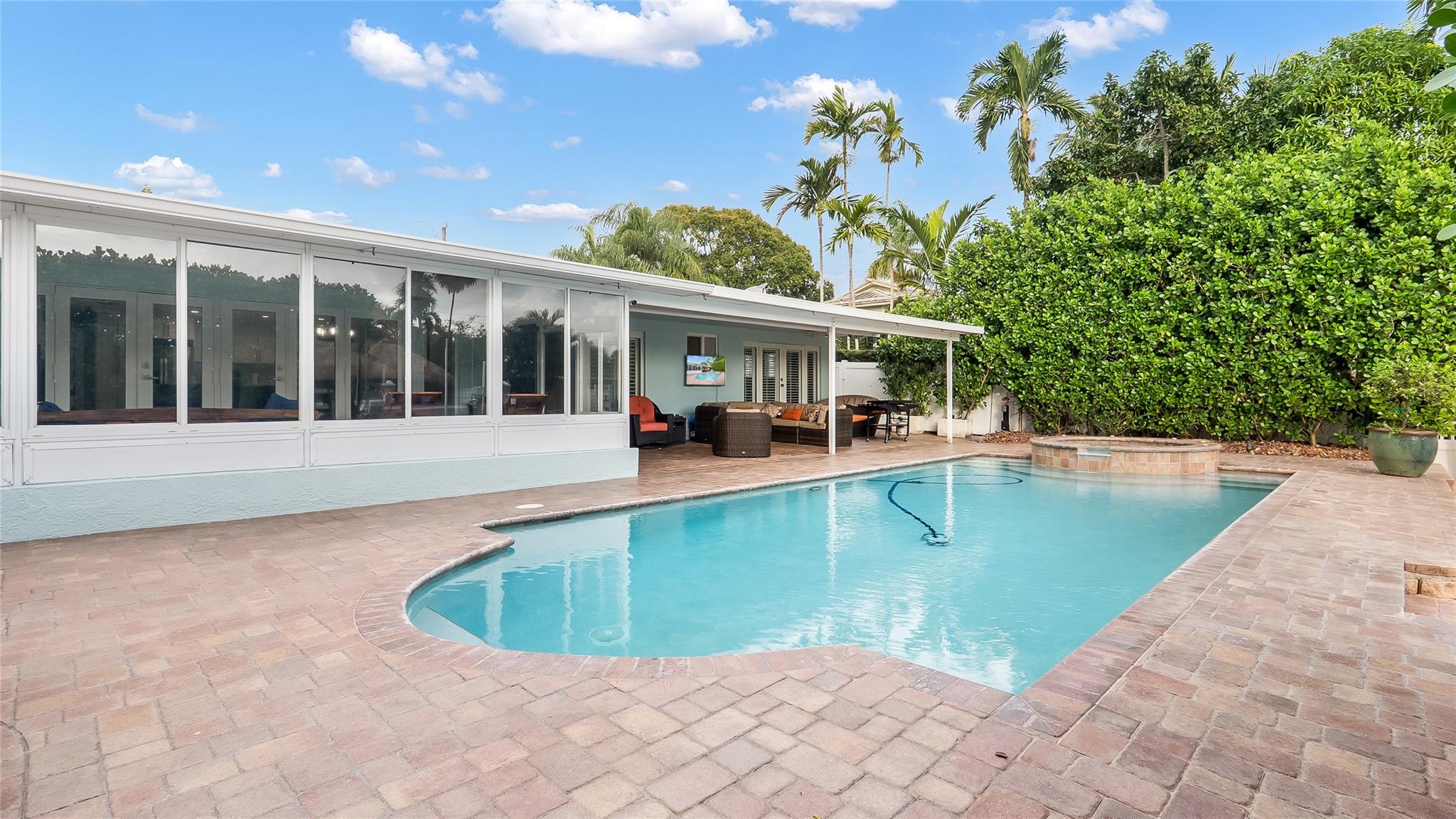 Gill Isles 44-13 B - Residential