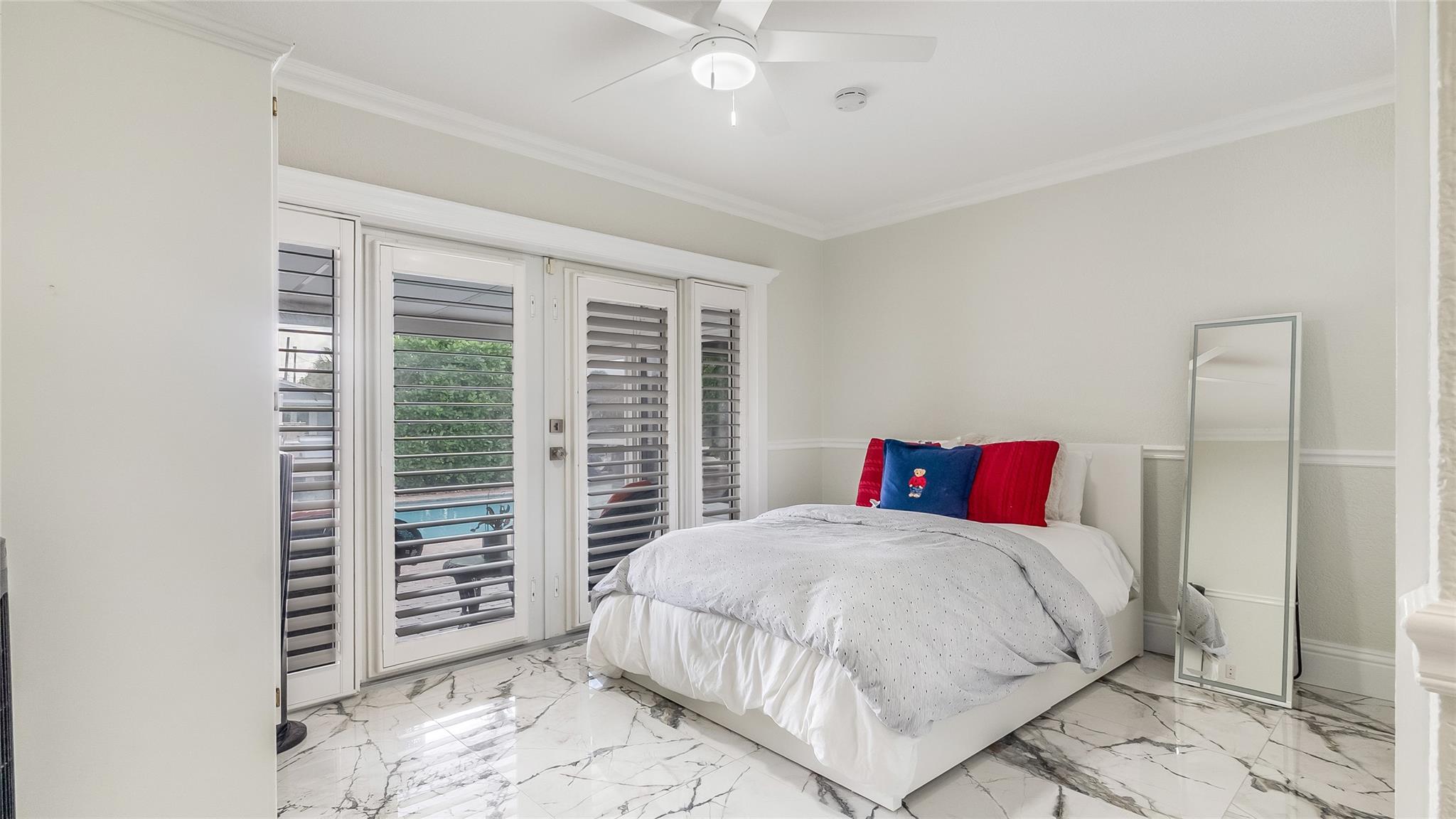 Gill Isles 44-13 B - Residential