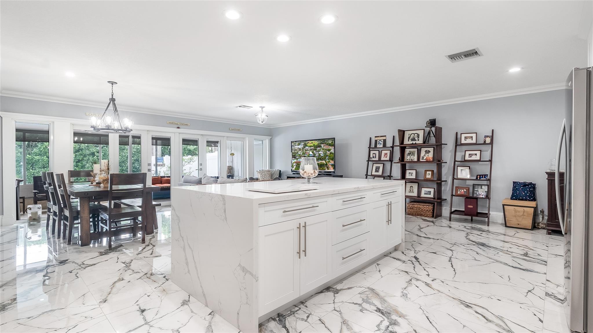 Gill Isles 44-13 B - Residential