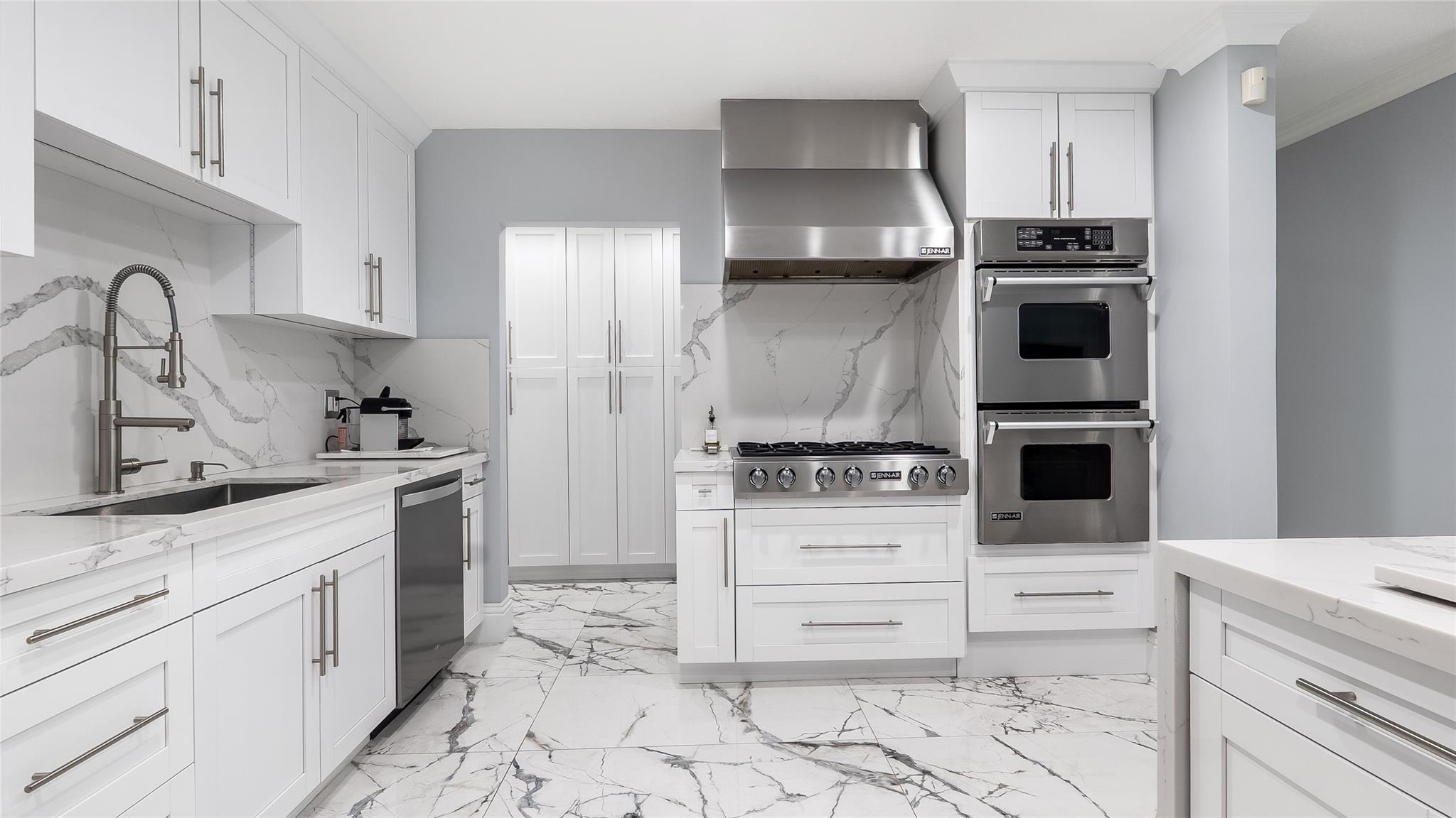 Gill Isles 44-13 B - Residential