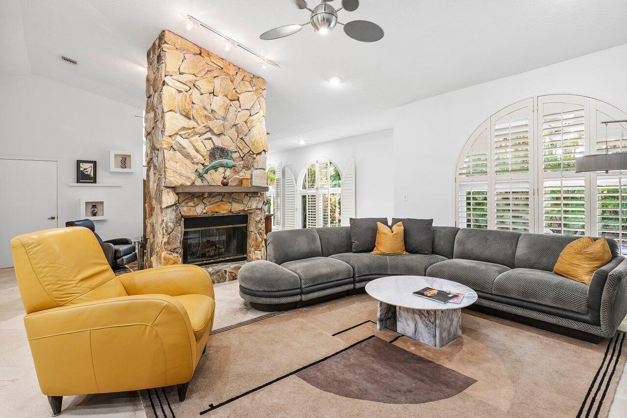 HYPOLUXO ISLAND ADD - Residential