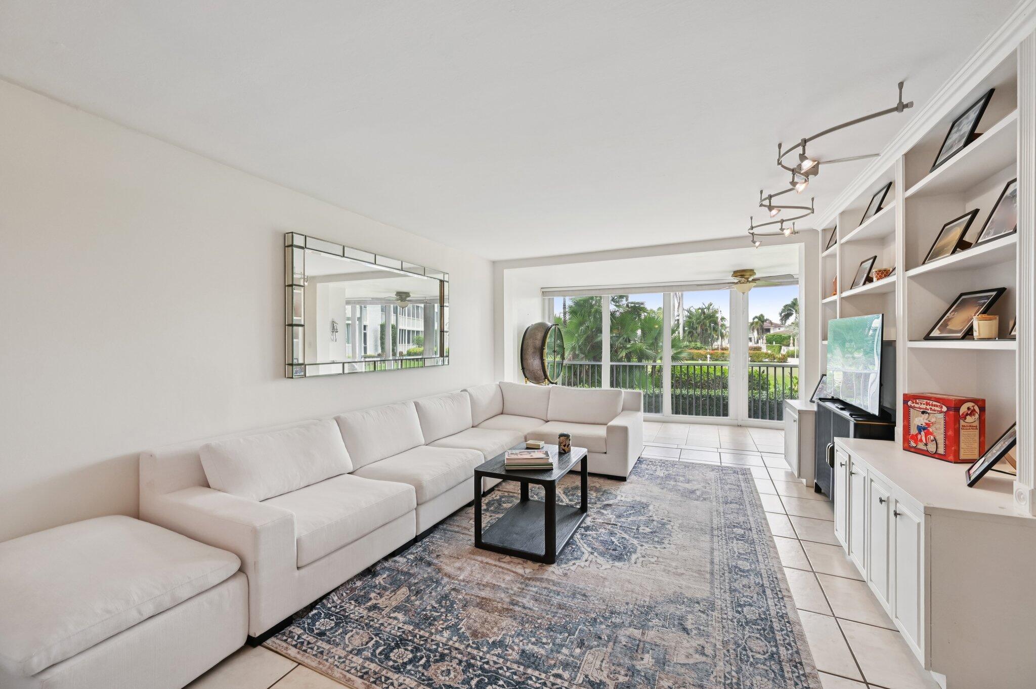 SEAGATE OF HIGHLAND CONDO - Residential