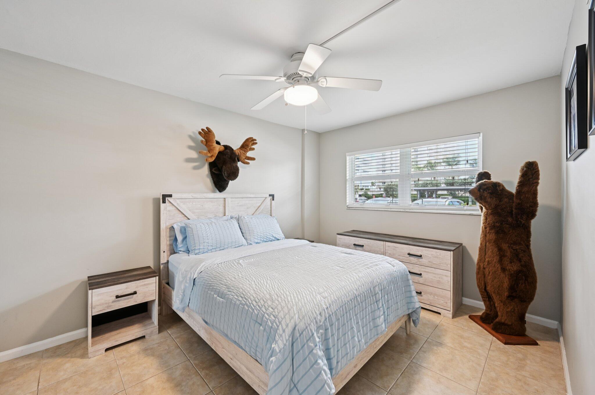 SEAGATE OF HIGHLAND CONDO - Residential