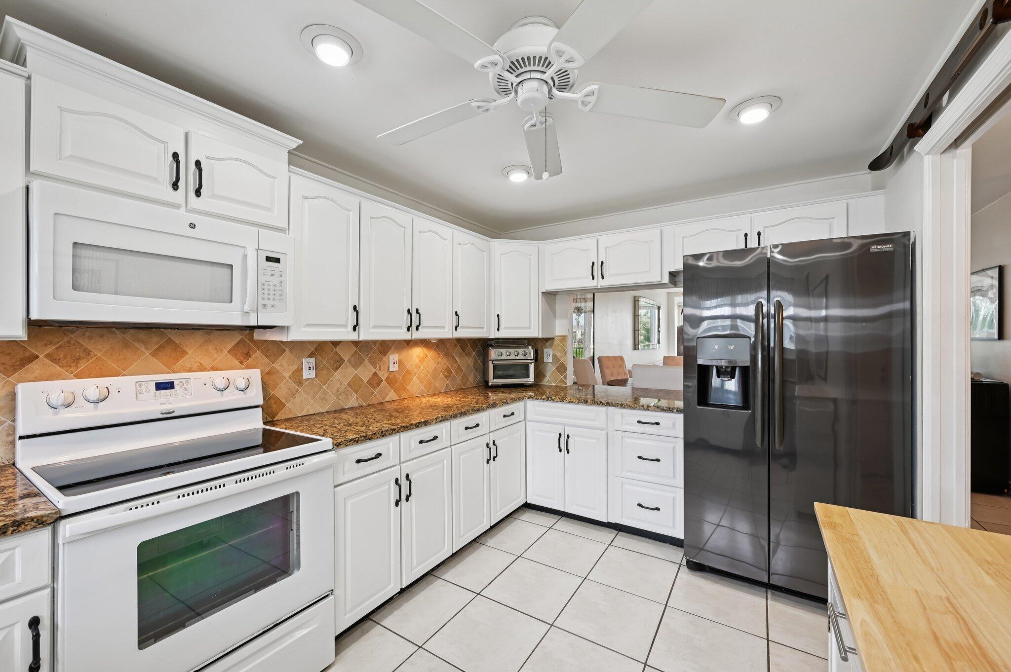 SEAGATE OF HIGHLAND CONDO - Residential
