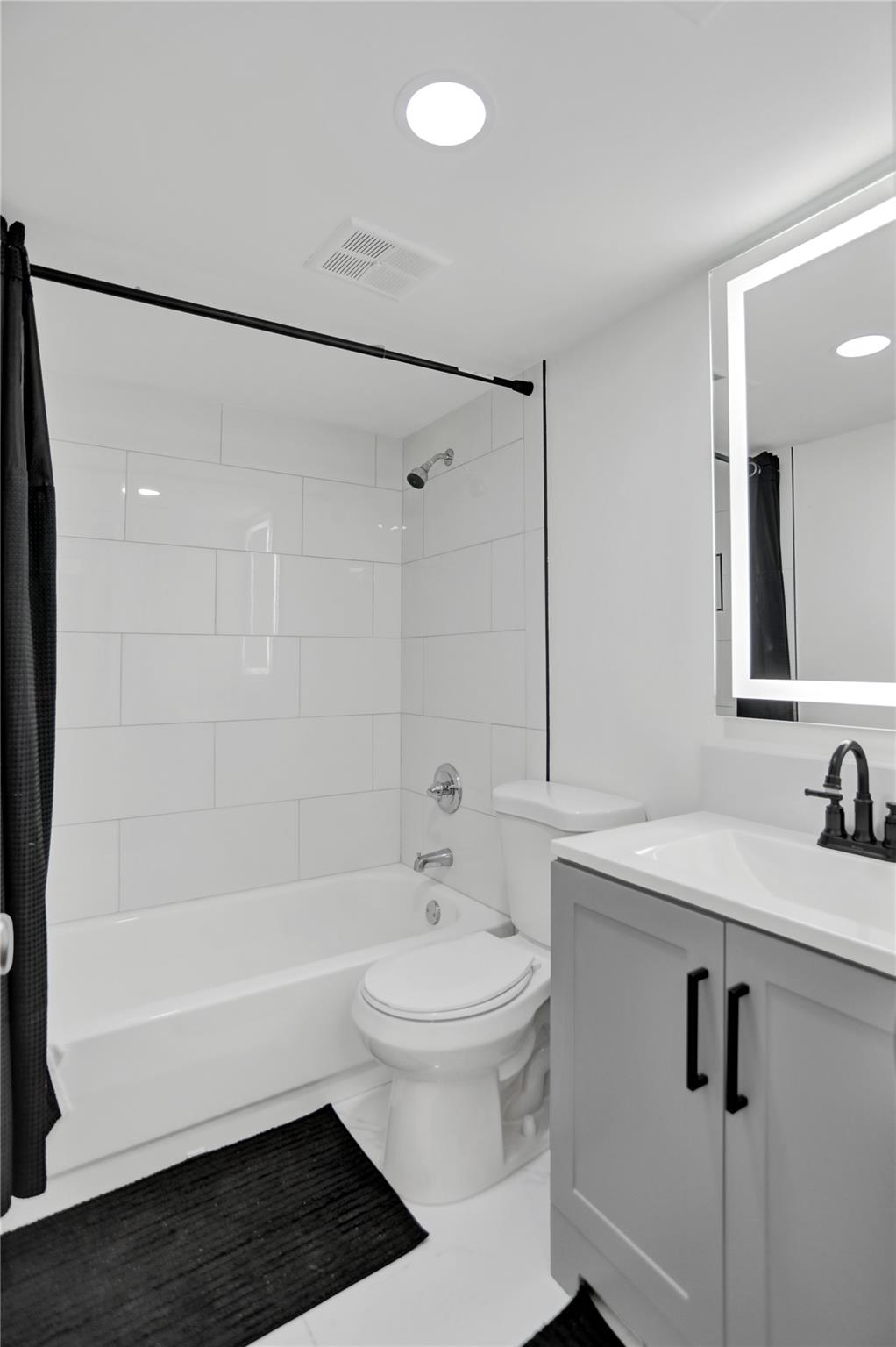 Bonaire at Woodmont - Residential