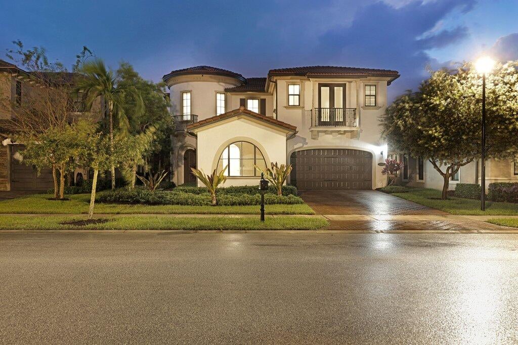 Photo of 8845 WATERCREST Circle W, Parkland, FL 33076 (MLS # B26093783)