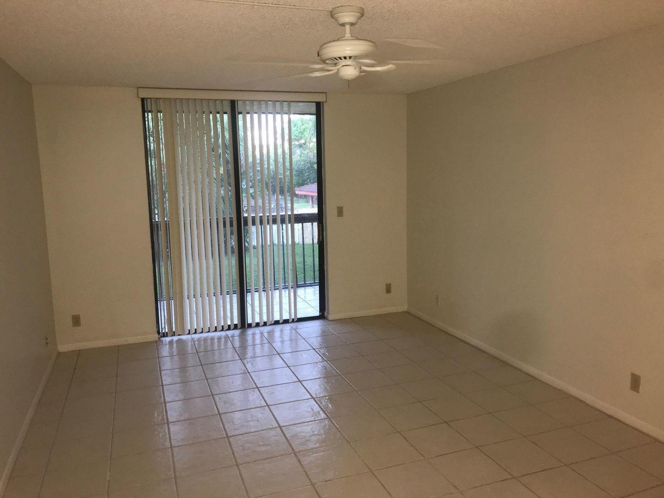 VISTA GARDENS I CONDO - Residential Lease