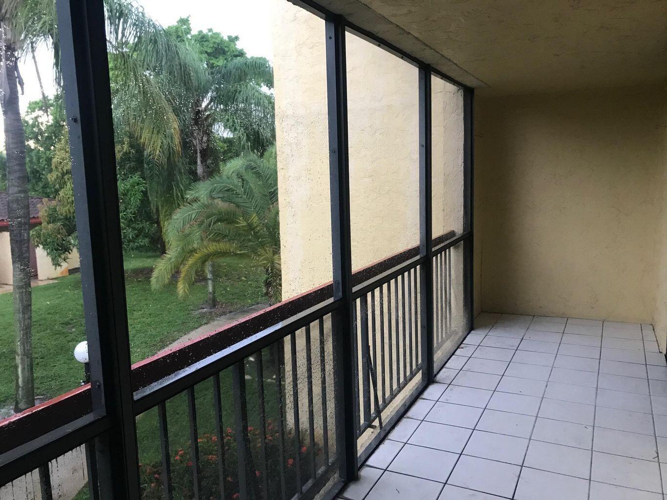 VISTA GARDENS I CONDO - Residential Lease
