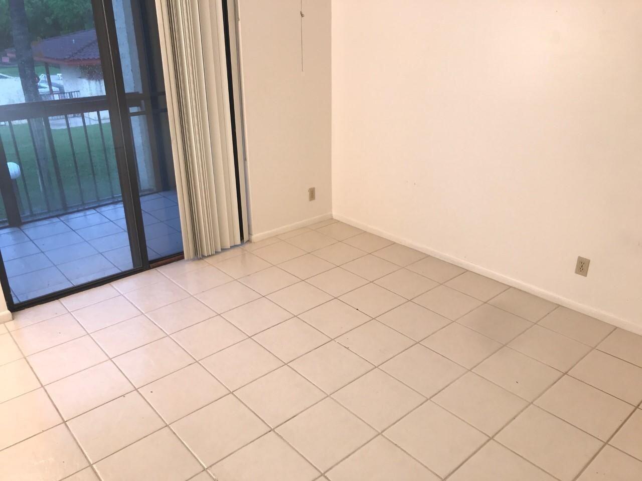 VISTA GARDENS I CONDO - Residential Lease