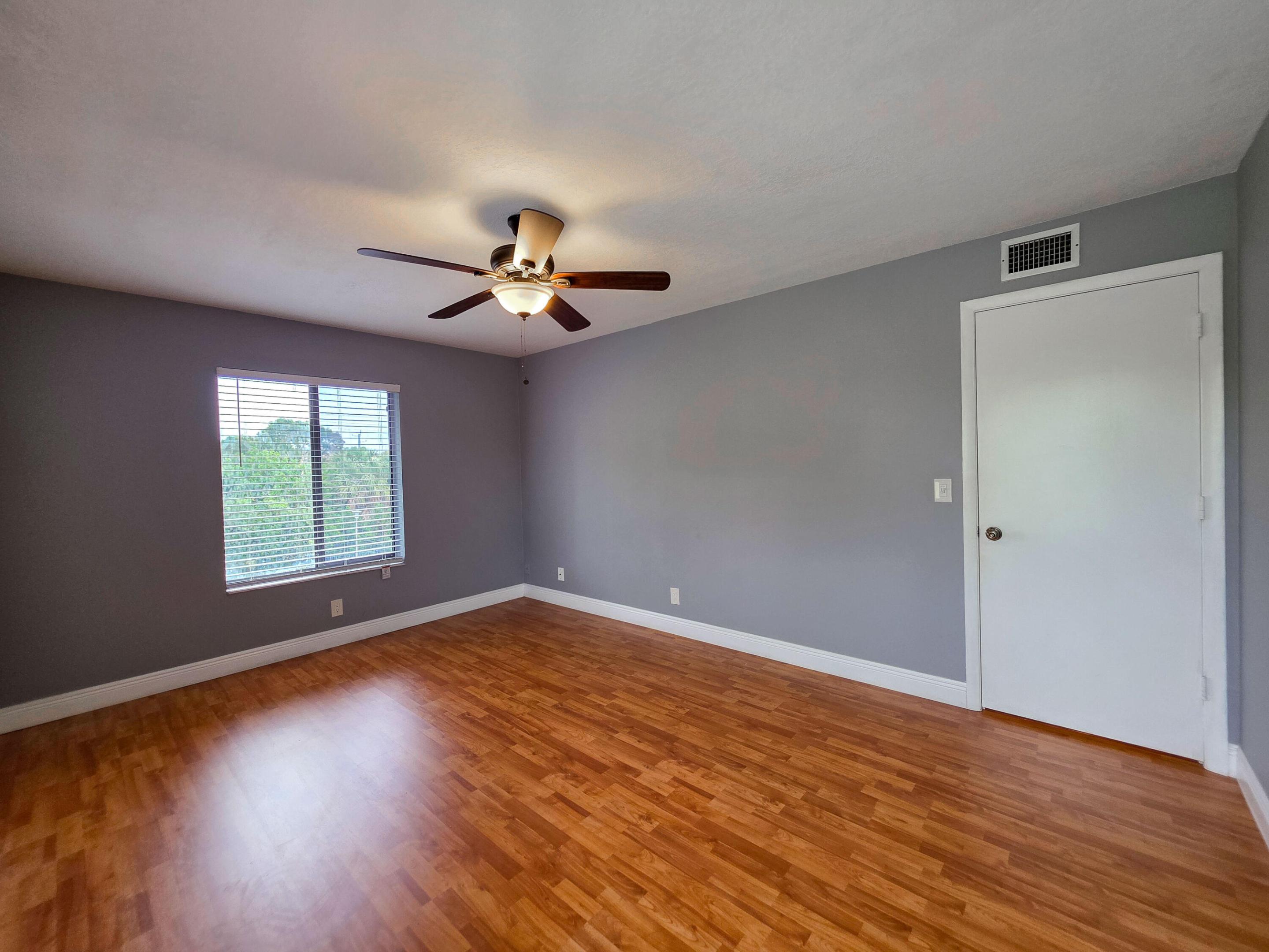 PALM CLUB VILLAGE II CONDO - Residential