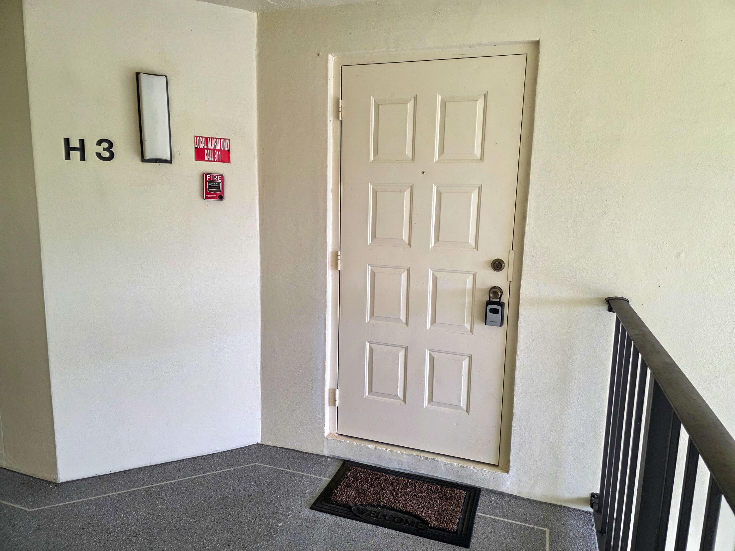 PALM CLUB VILLAGE II CONDO - Residential