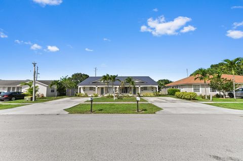 1320 Riverside Circle Wellington FL 33414