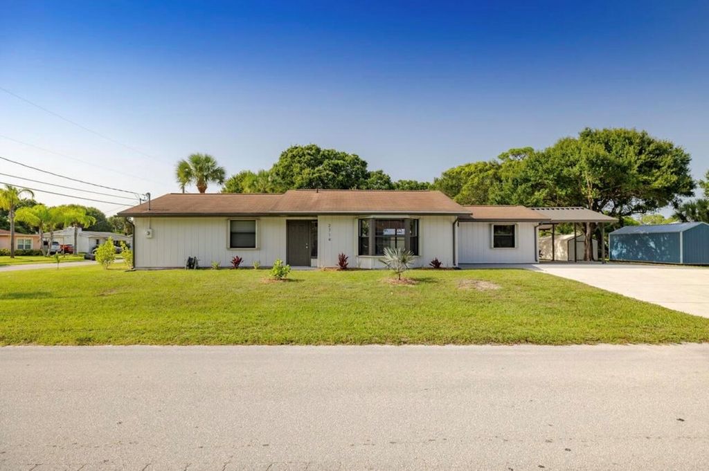 Photo of 2714 Rhode Island Avenue, Fort Pierce, FL 34947 (MLS # R11104852)