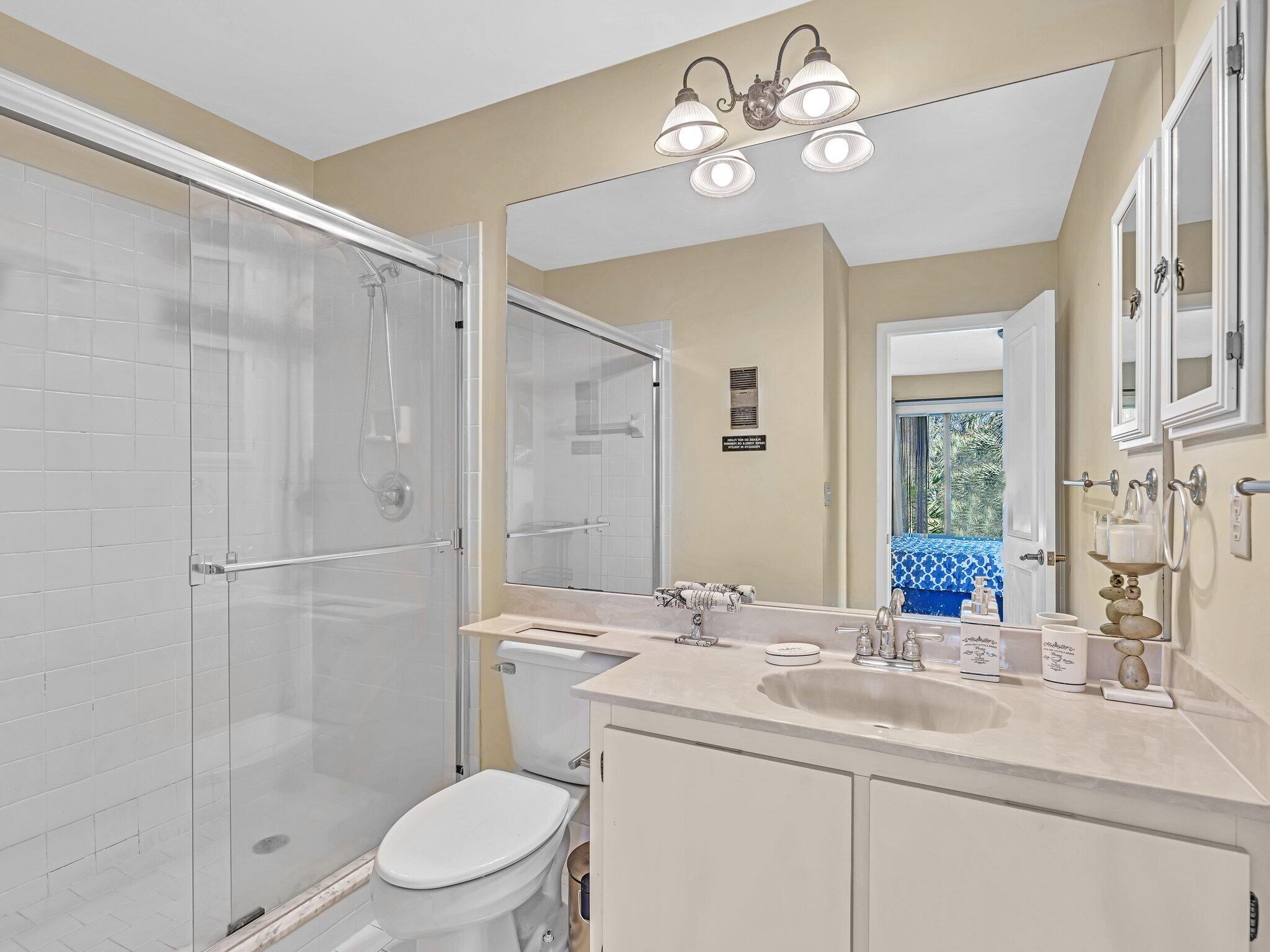 DUNBAR WOODS CONDO I II AND III IN OR4410P782, - Residential