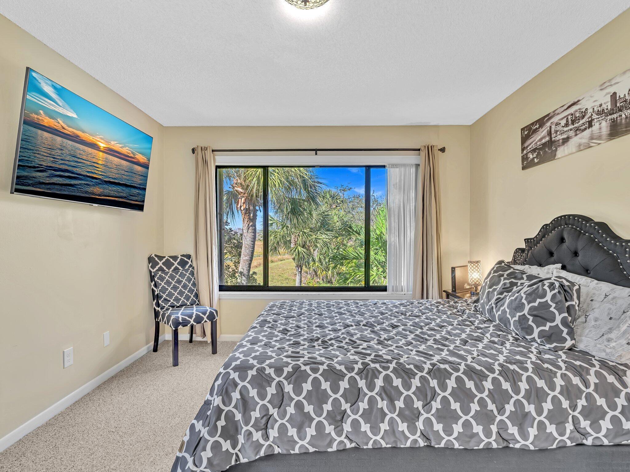 DUNBAR WOODS CONDO I II AND III IN OR4410P782, - Residential