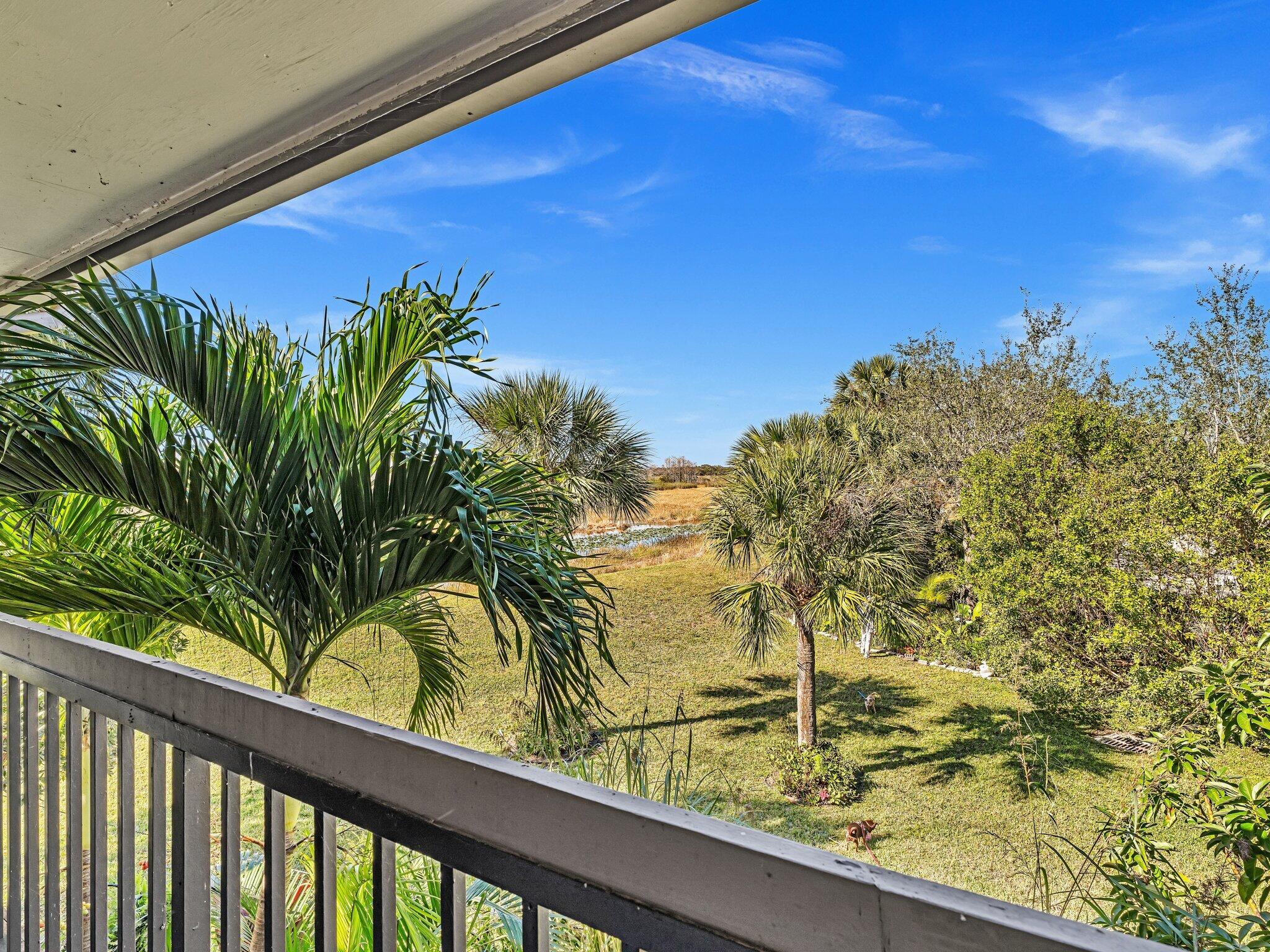 DUNBAR WOODS CONDO I II AND III IN OR4410P782, - Residential