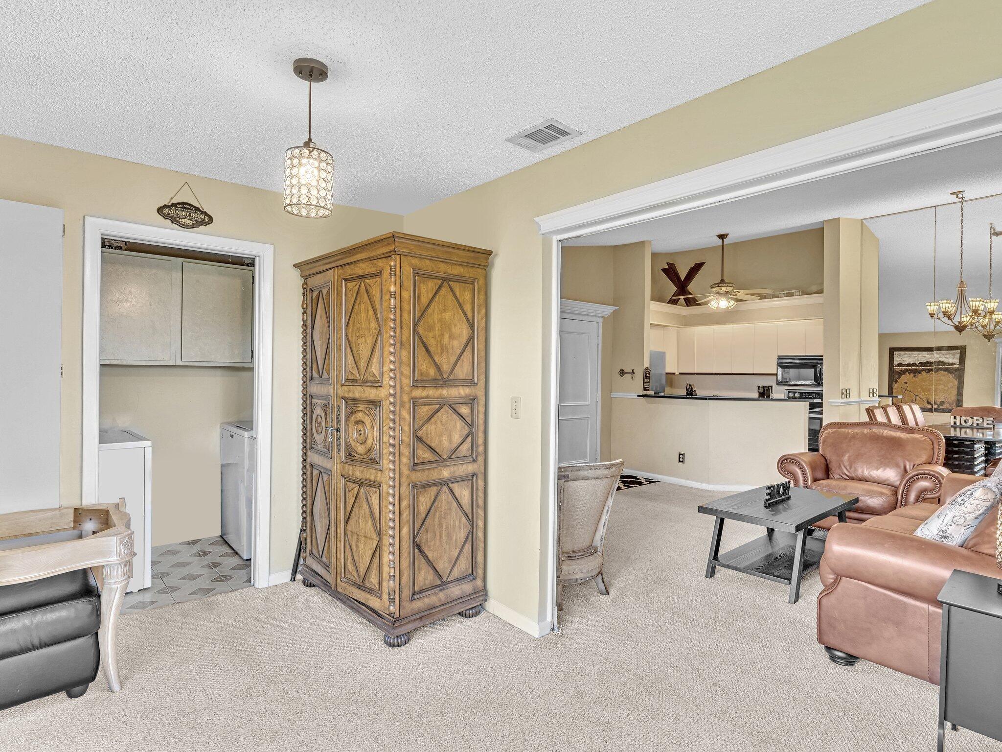 DUNBAR WOODS CONDO I II AND III IN OR4410P782, - Residential