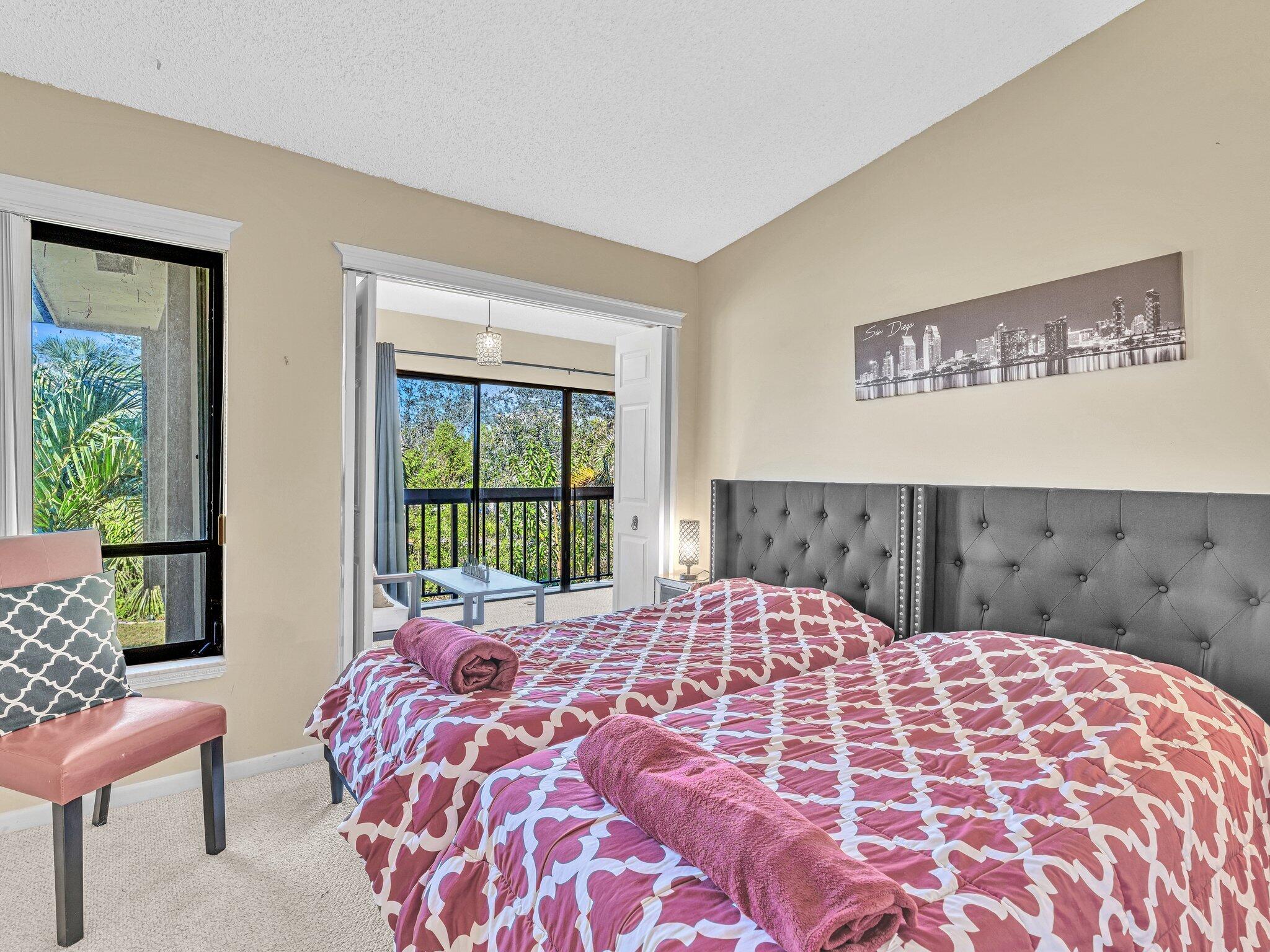 DUNBAR WOODS CONDO I II AND III IN OR4410P782, - Residential