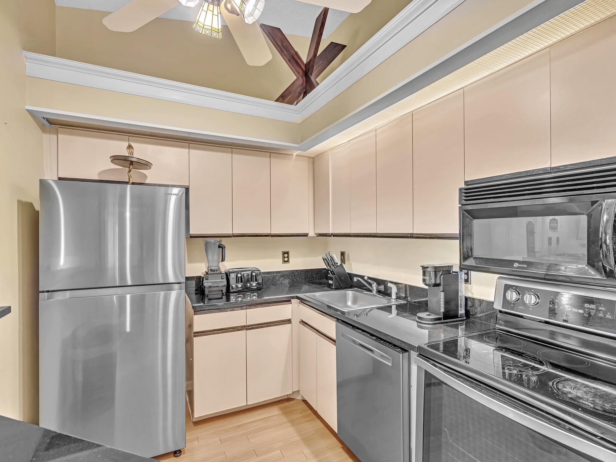 1109 Duncan Circle 202