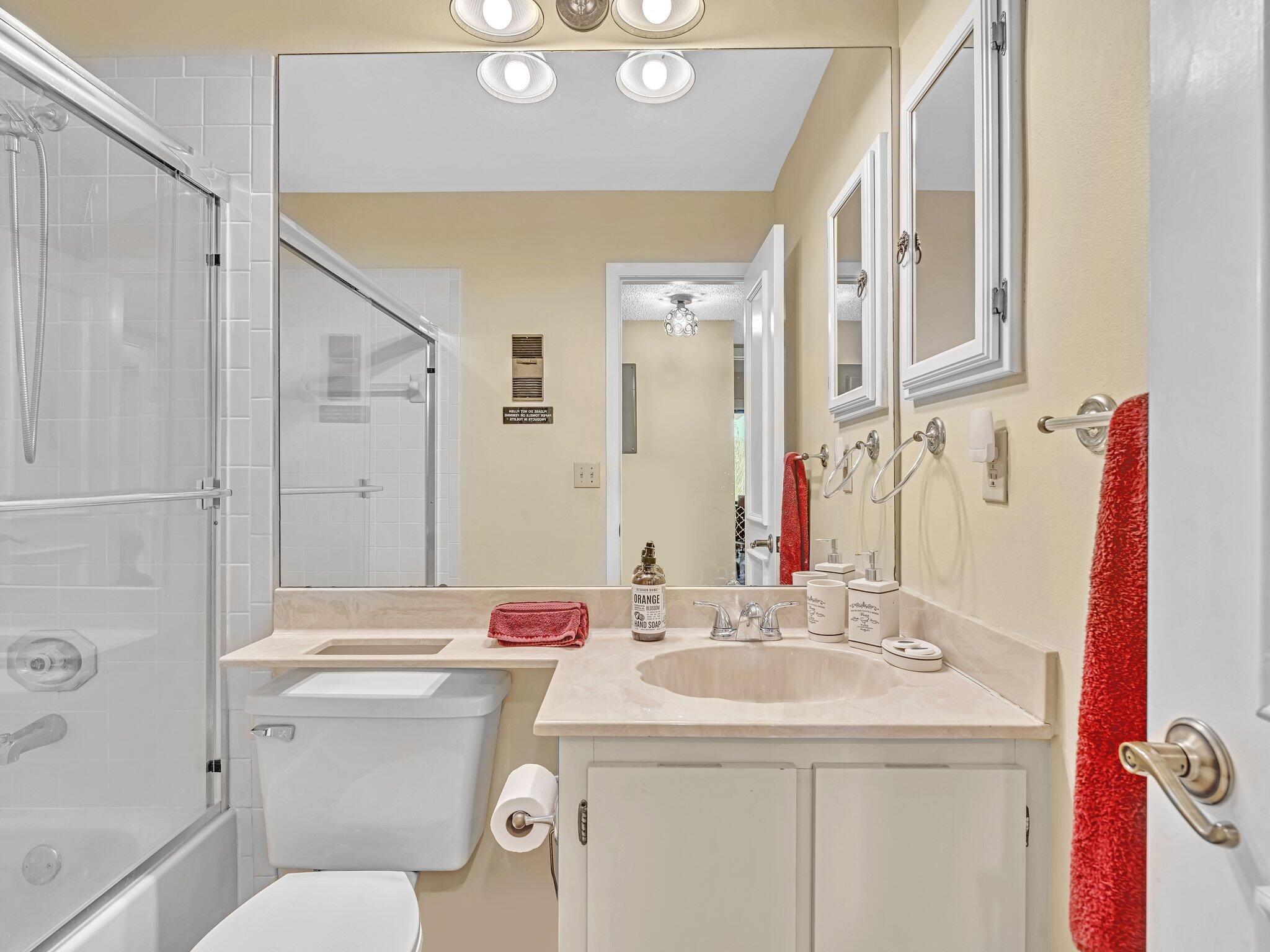 DUNBAR WOODS CONDO I II AND III IN OR4410P782, - Residential