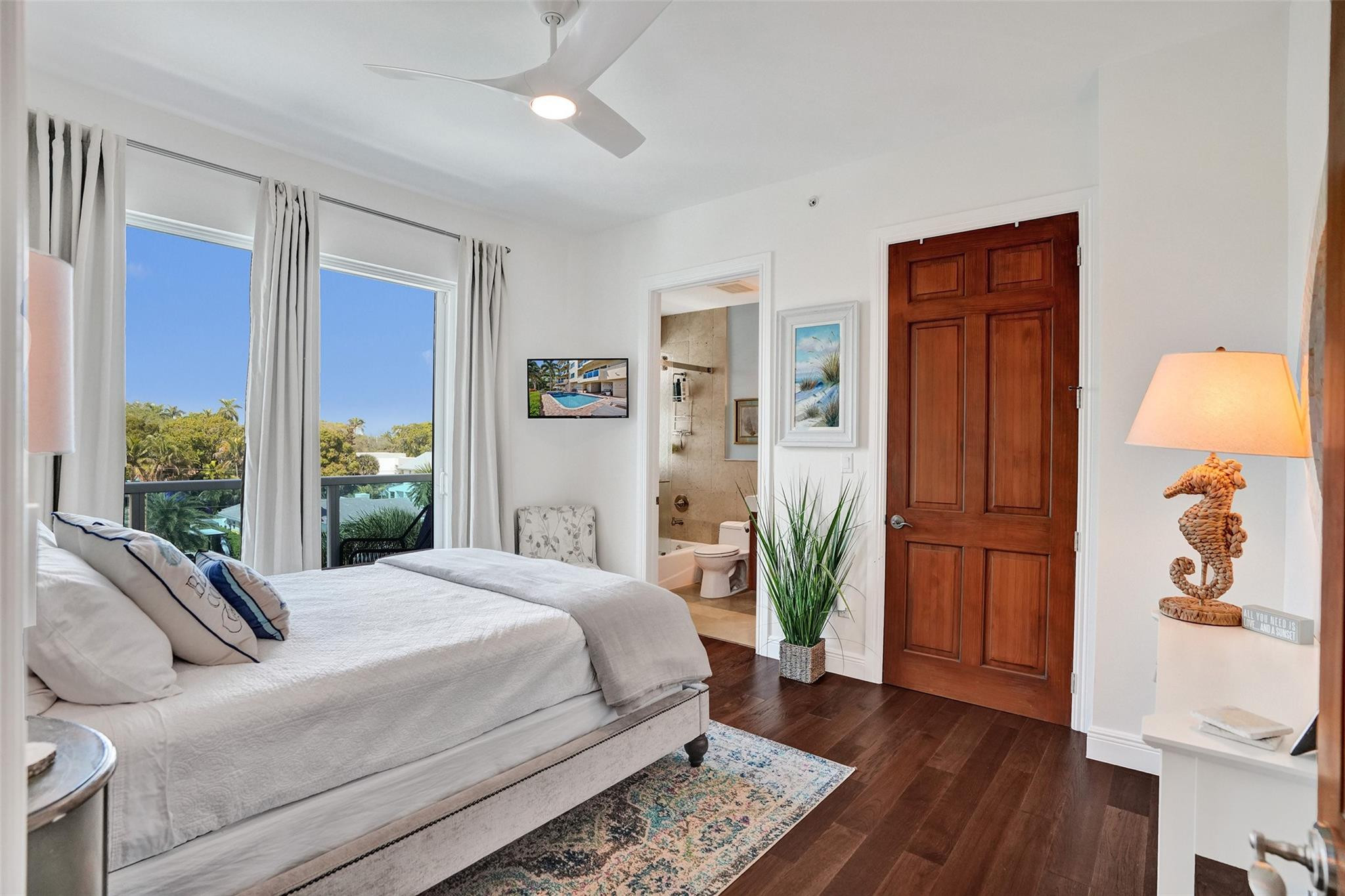 ARIA AT LAS OLAS - Residential