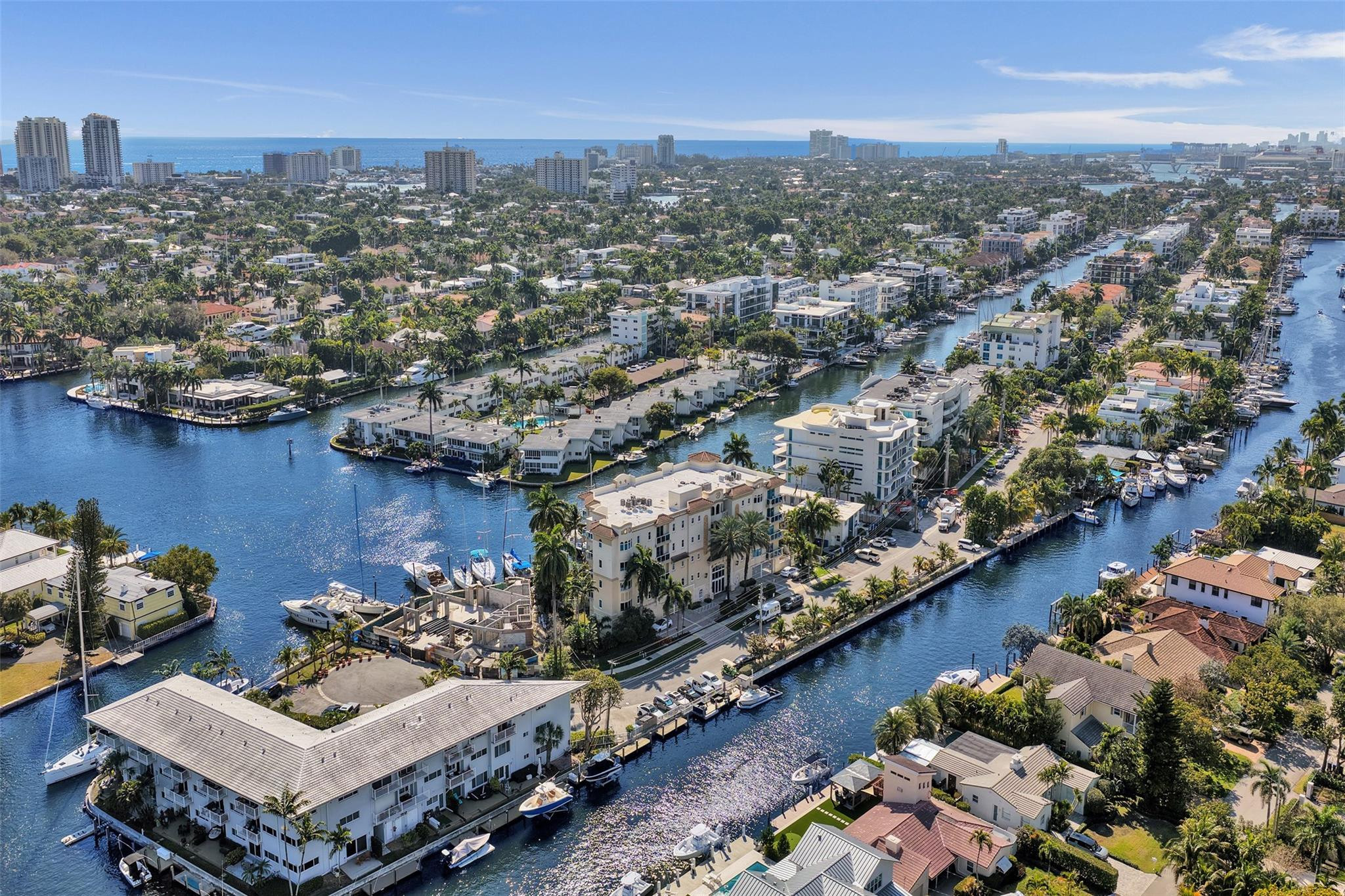 ARIA AT LAS OLAS - Residential
