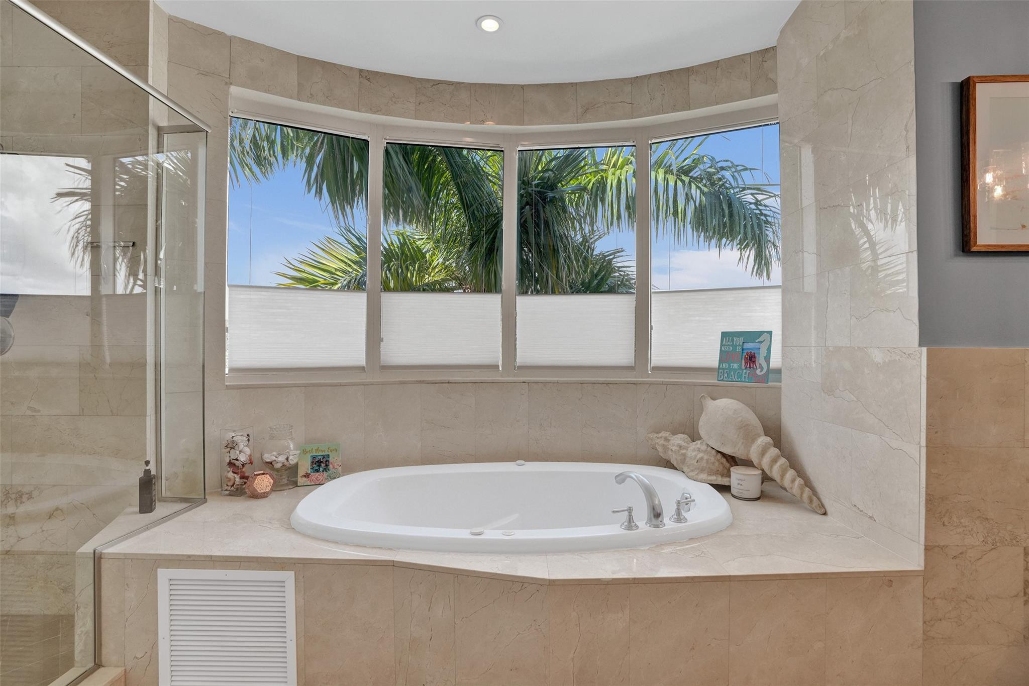 ARIA AT LAS OLAS - Residential